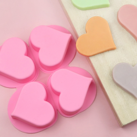 Molde De Silicón 4 Corazones Grandes