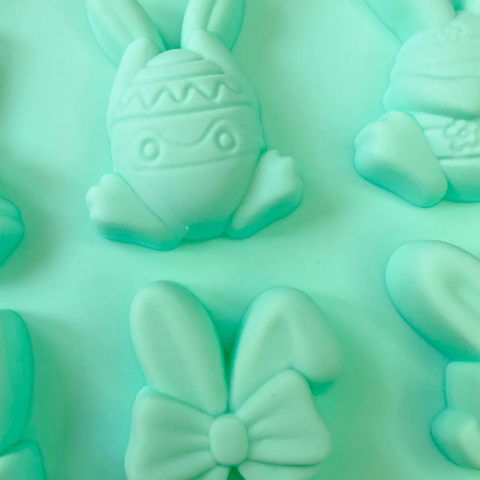 Molde 12 Conejitos con Huevos de Pascua
