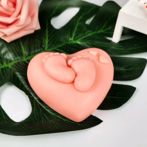 Molde de Silicón Corazón con Piecitos Baby Shower 2D